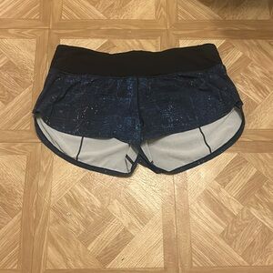 Lululemon shorts size 8